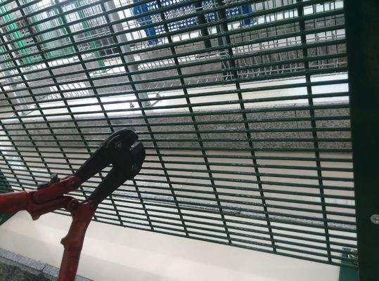 Anticut 358 Ogrodzenie o wysokiej bezpieczeństwie