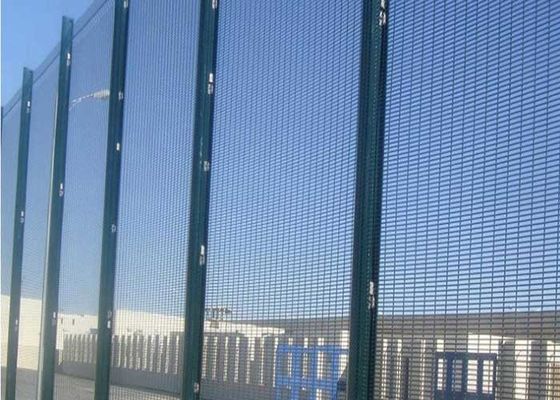 Przeciwko wspinaczce 358 Więzienie Mesh 3.0mm Ogrodzenie bezpieczeństwa stalowy odporny na gryzoni