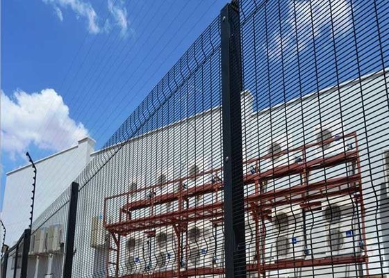 Więzienie Clearvu Corromesh Ogrodzenie 4,5 mm 358 Ogrodzenie przeciw wspinaczce