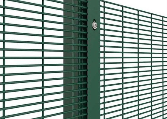 Dworzec kolejowy 690N/M2 Ogrodzenie z drutu kolczastego 2200mm Wysokość