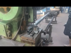 Peach post jest dziurkowany