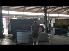 Ogrodzenie zabezpieczające Anti Climb na maszynie do gięcia