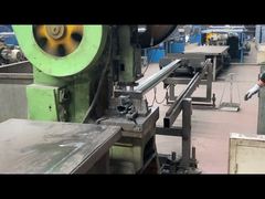 Ogrodzenie zabezpieczające przed wspinaczką na autostradzie więziennej